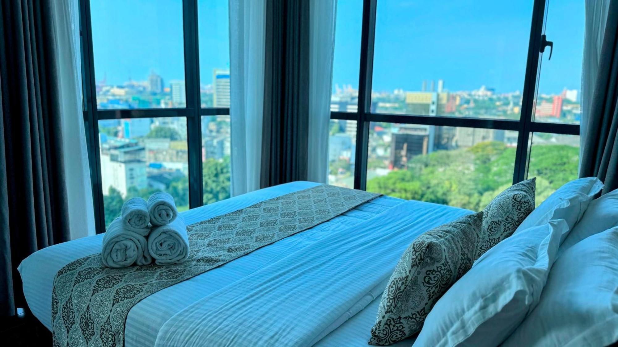Cosy Home In Heart Of Colombo At Capitol Twinpeaks. ภายนอก รูปภาพ